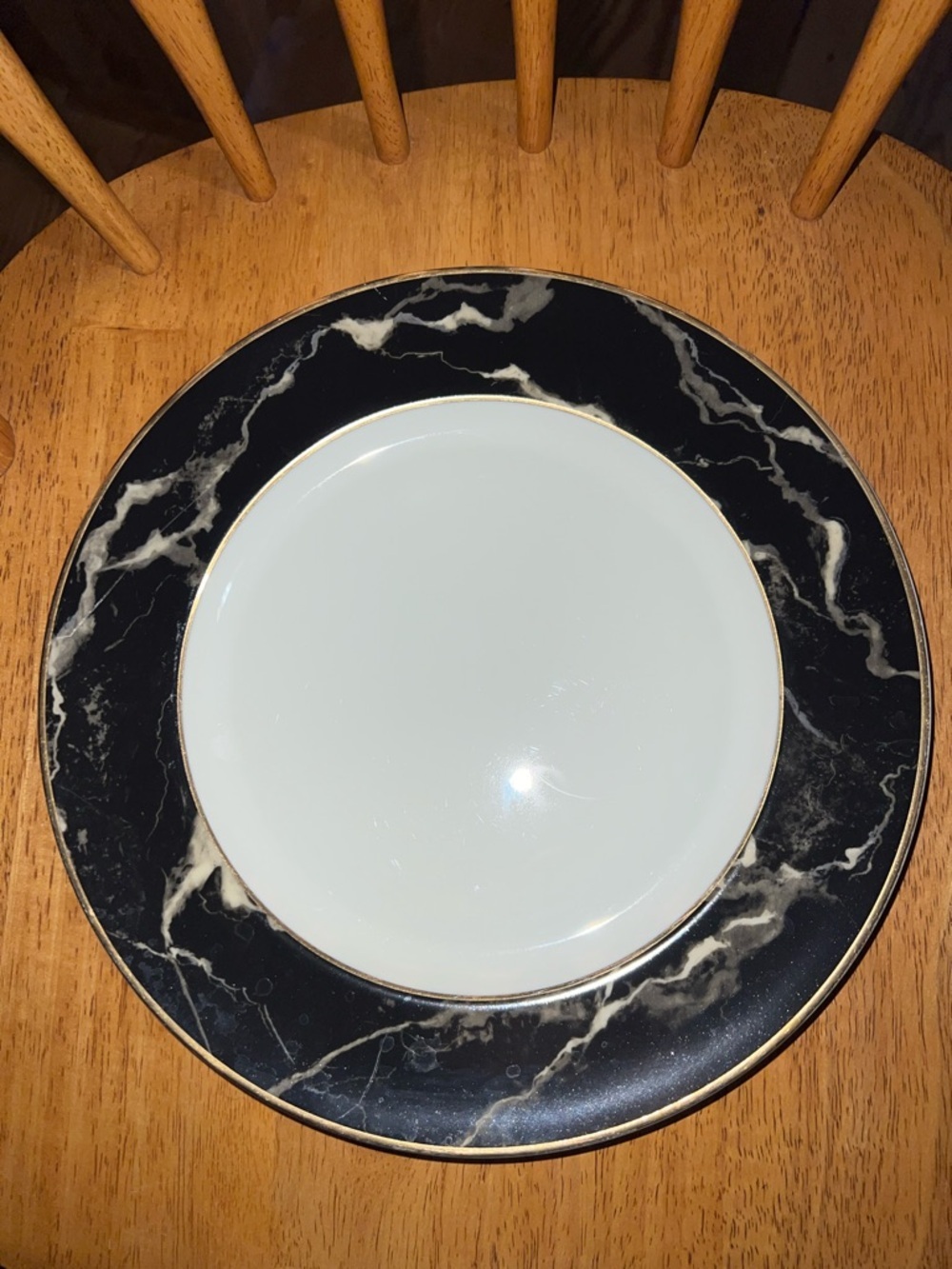 Mikasa Travertine Black Marble Rim Porcelain Dinner Plate with Gold Trim 80’s